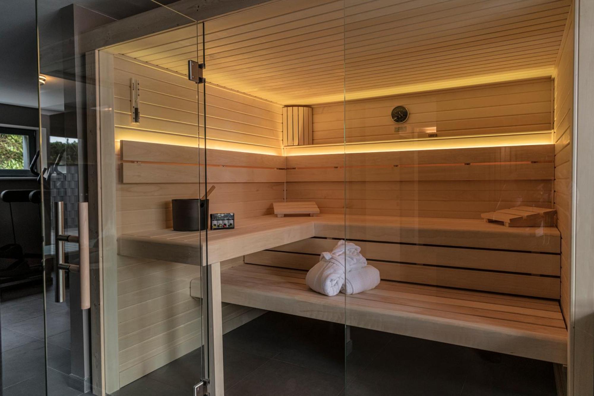 Wellness House Oase Spa Mit Whirlpool 티멘도르프스트랜드 외부 사진